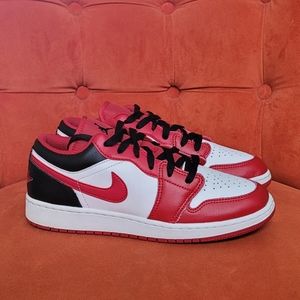 Jordan-Nike 1 Low Bulls (GS) 553560-163 6.5Y